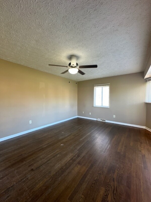 Photo - 1708 Jackson Ln