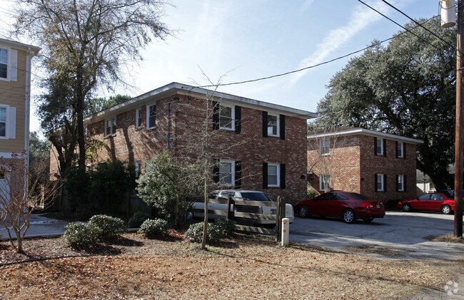 Photo - 1059-1061 Bexley St Apartments