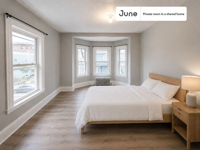 Building Photo - Room in Shared 7 bed/2 bath home in Allston Unit C