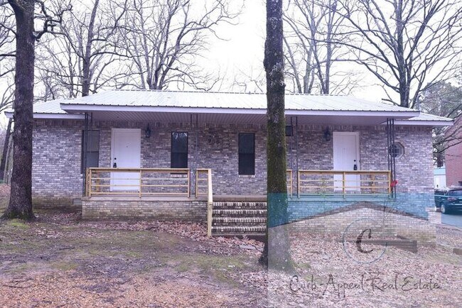Photo - Move in special $500!! Beautifully renovated 1 bed / 1 bath duplex in a great neighborhood!!
