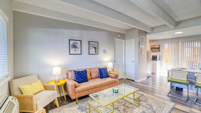 Photo - 1600 S Albion