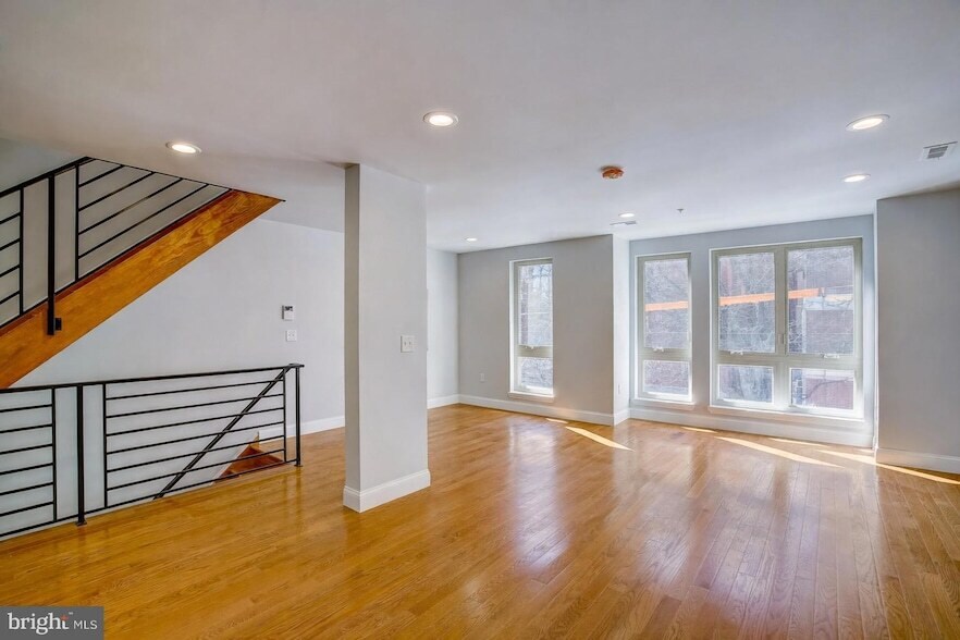 Photo - 1249 N 17th St