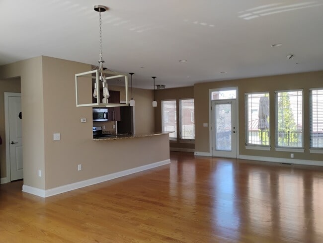 323 Eden Ave
