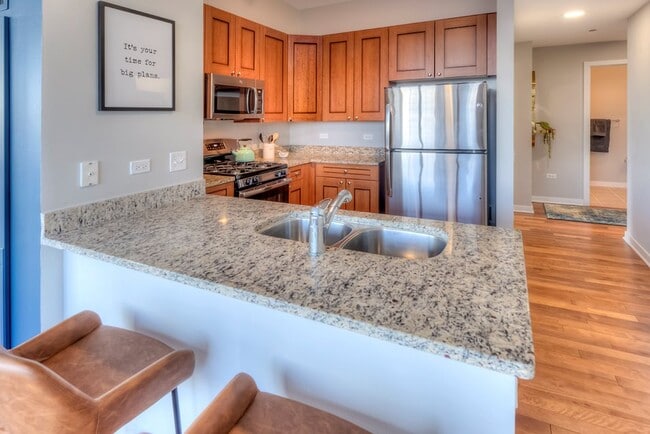 Photo - 739 S Clark St Rental