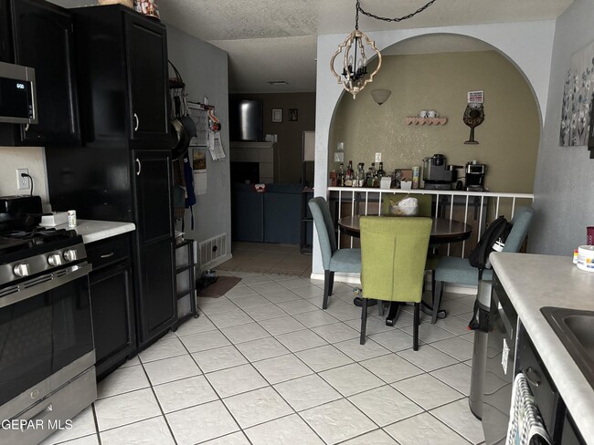 Photo - 3477 Angel Face St