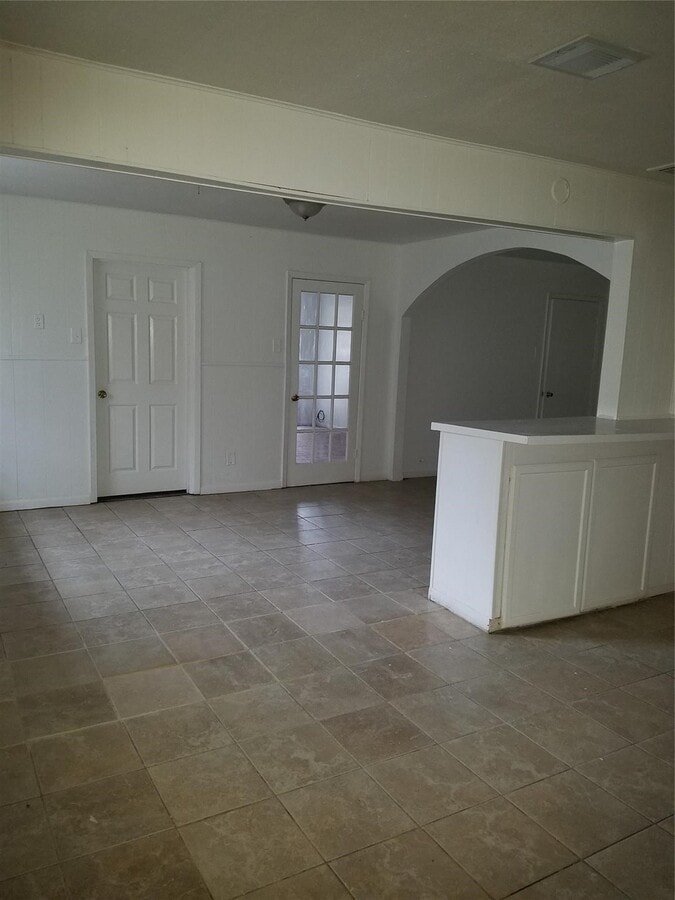 Photo - 7630 Claiborne St