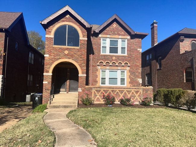 Photo - 7309 Forsyth Blvd Townhome