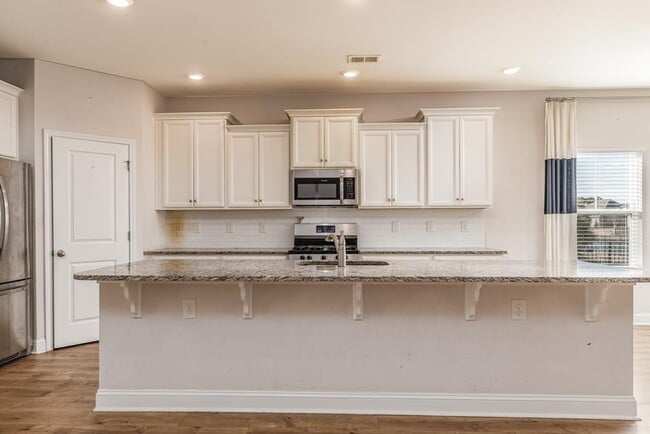 Photo - 1208 Ficus Dr