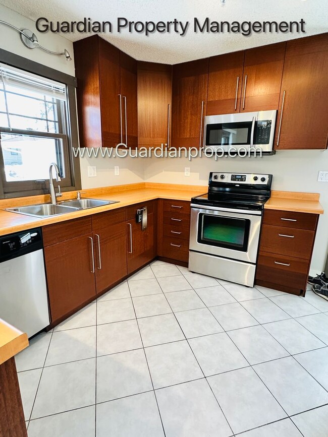 Photo - Richfield Single Family Home, Fenced Yard, 2 Car Garage, Dishwasher