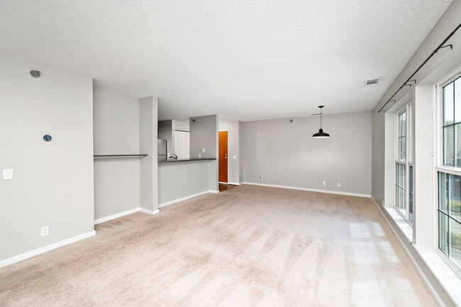 Photo - 6155 Chasewood Pky Unit 204