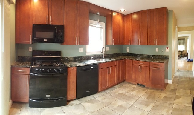 Photo - 172 Highland Ave