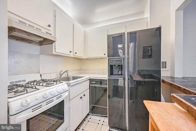 Photo - 5500 Friendship Blvd Unit 1125N