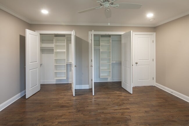 Westwood Manor Apartments