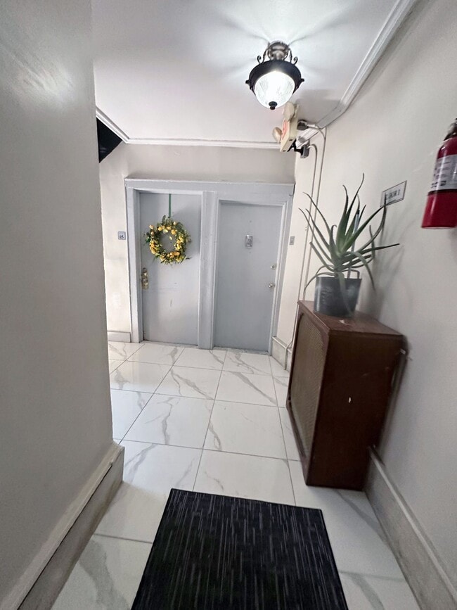 Photo - 505 57th Street Apartments