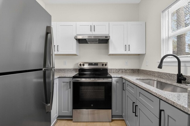 Building Photo - 2005-2007 Scotty Ct Unit 2007 Scotty Ct