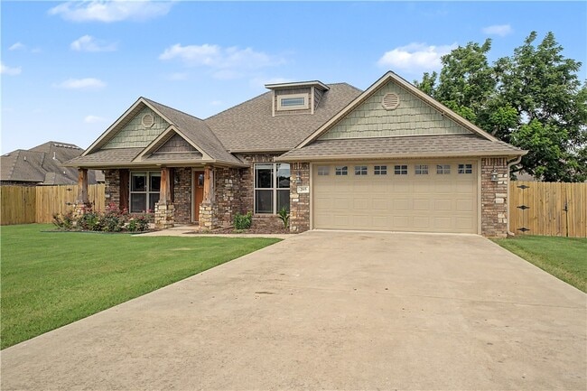 Building Photo - 205 Ross Salvage Rd