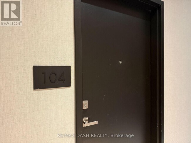 Photo - 10 Deerlick Ct Unit 104