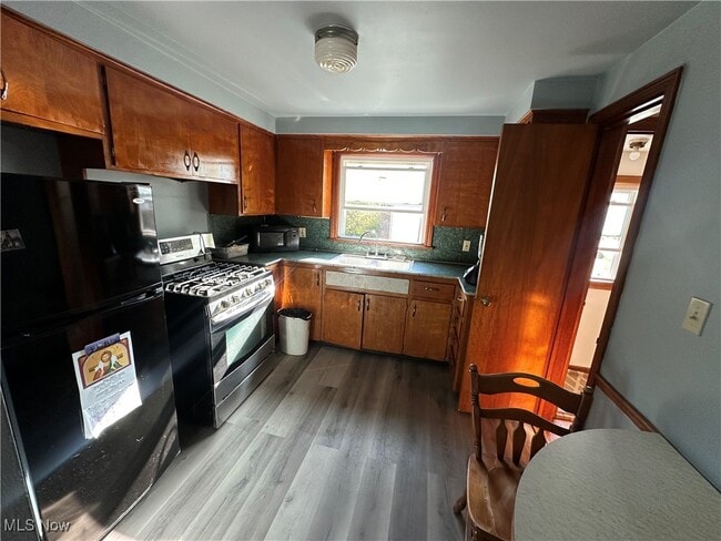 Photo - 644 W Judson Ave