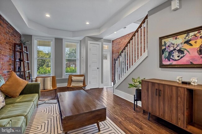 Photo - 1182 Morse St NE