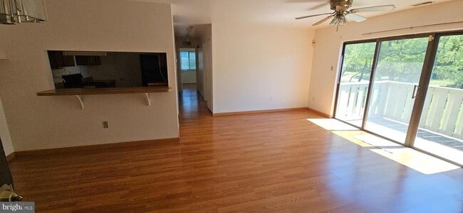 Building Photo - 2408 Adams Ct Unit 2408