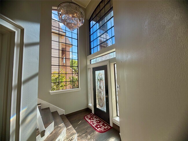 Photo - 8006 Oakwood Bend Dr