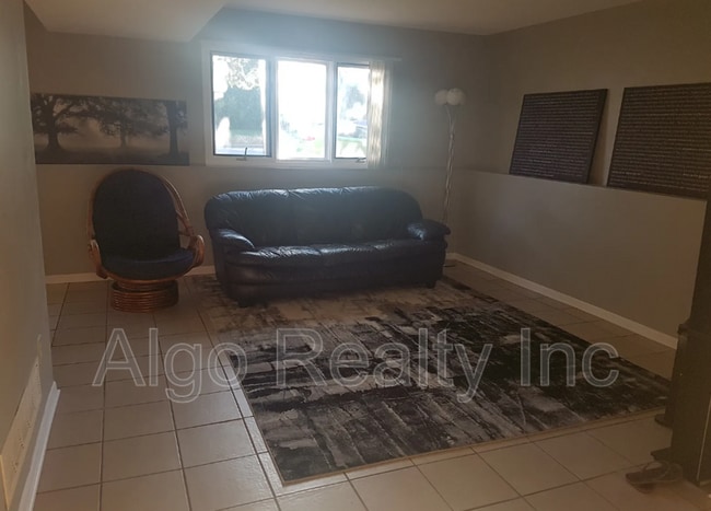 Photo - 3113 Central Ave NE