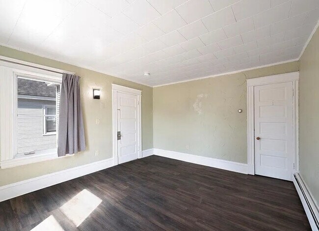 Photo - 306 Colchester Ave Casa