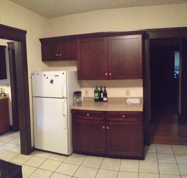 Photo - 411 Hawthorne Ct Unit 411-2