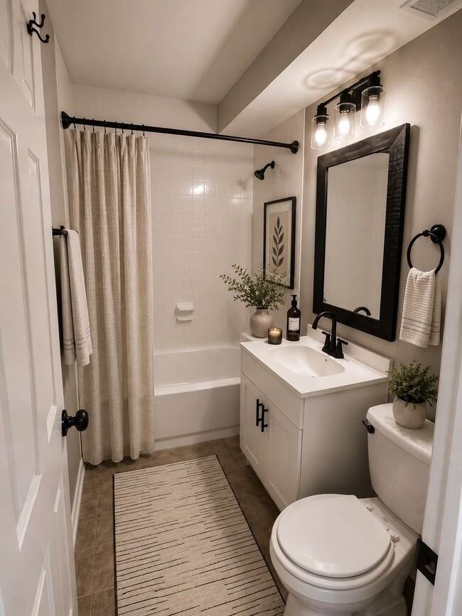 Photo - 1225 W 25th St Unidad 3