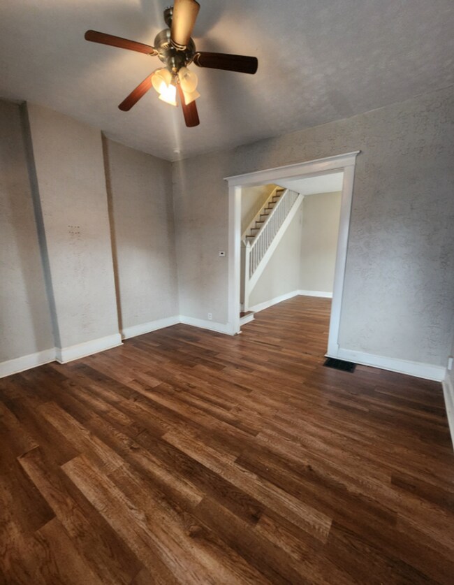 Photo - S8 Welcome - Westside Spacious Three Bedro...