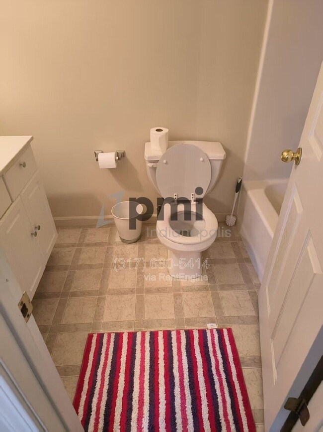 Photo - 2871 S Walnut Street Pike