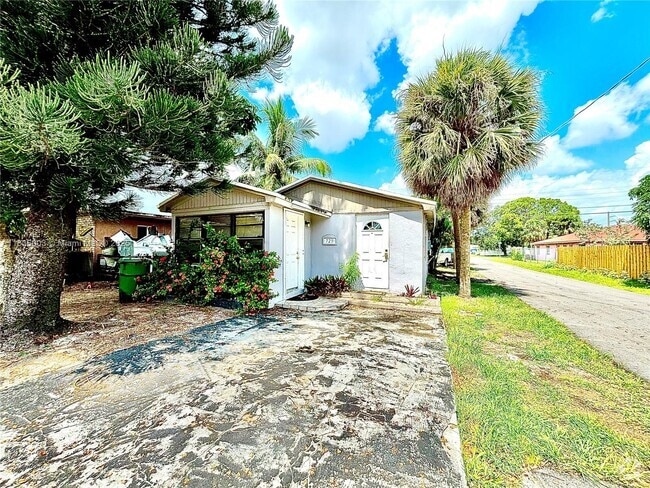 Building Photo - 729 NW 19th Ave Rental