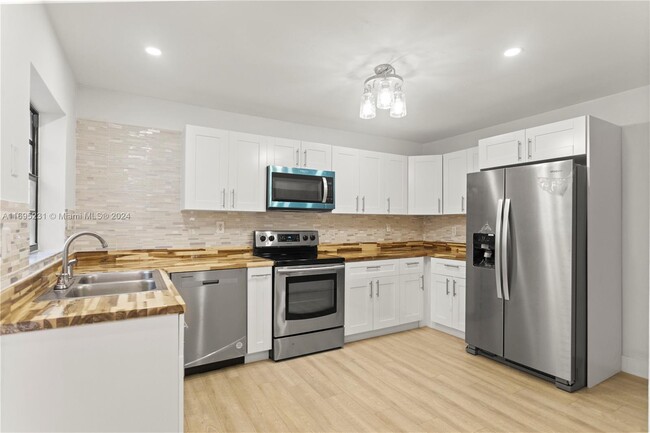 Photo - 6745 NW 169th St Townhome