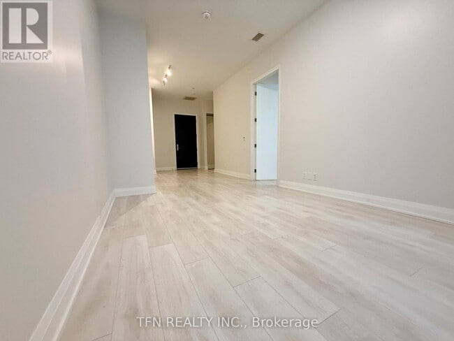 Photo - 33 Frederick Todd Wy Unit 216