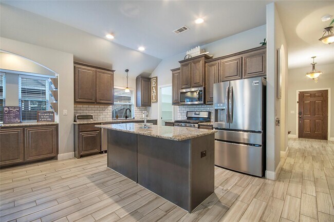 Photo - 5116 Prospect St