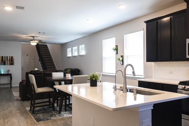 Photo - 3006 Sudha Dr