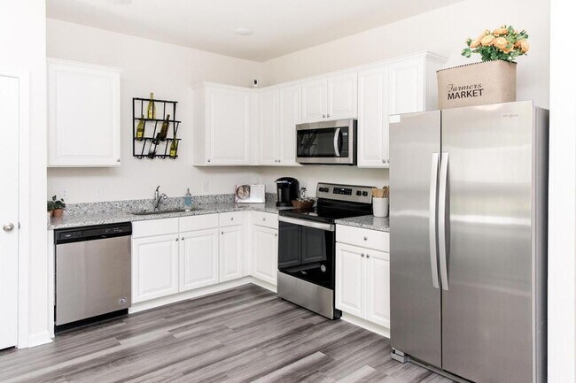 Photo - 9570 Eagle Pass Dr