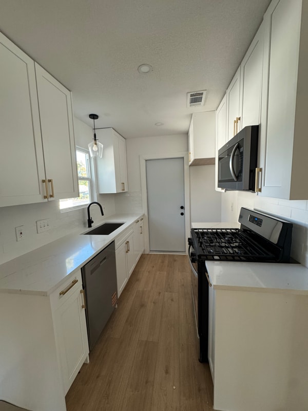 Photo - 10206 Oak Hollow Cir