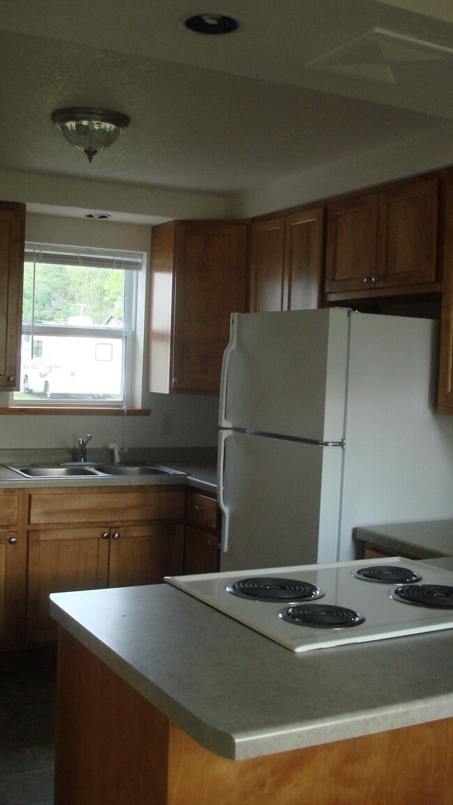 Photo - N9808 Highway 49