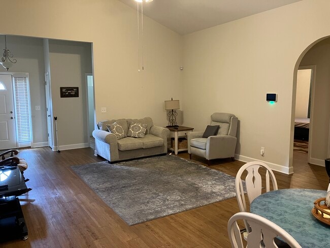 Photo - 110 Heyward Dr