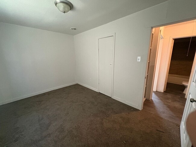 Photo - 2 bed 1 bath house!