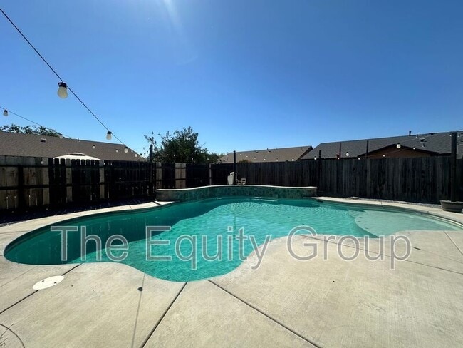 Photo - 1253 S Monterey Ave