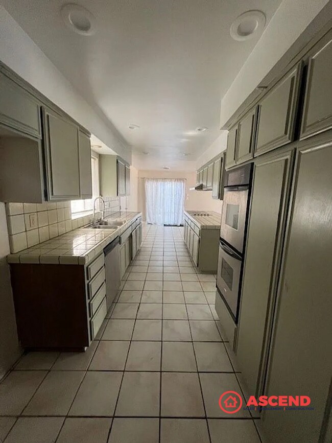 Photo - Beautiful 4 Bedroom home.