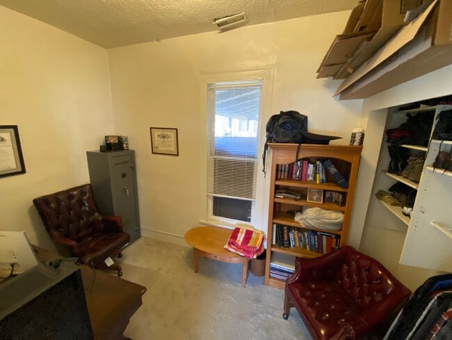 Photo - 502 E 5th Ave Unit 1