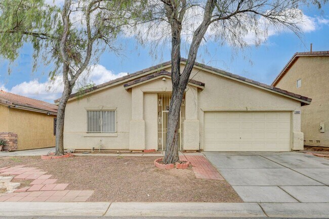 Photo - Rare Single Story Home with hard flooring!