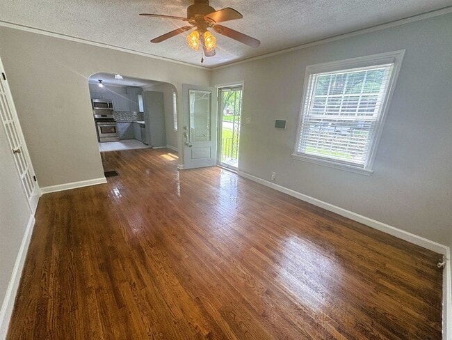 Photo - 514 Western Dr