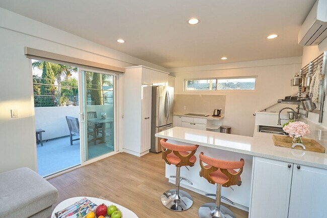 Photo - FURNISHED Modern One Bedroom+Loft Coronado! In Unit W/D! AC! Assigned Parking! Unit Vacation Apartment