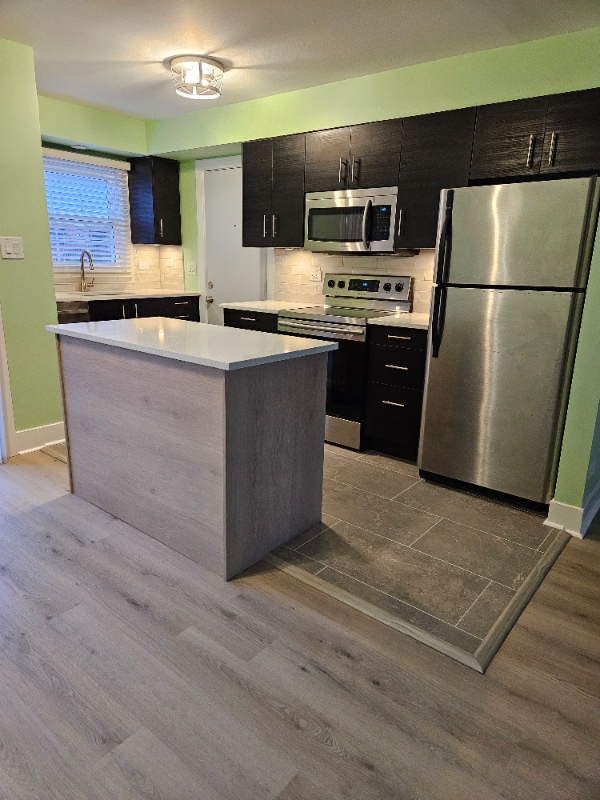 Photo - 211 Washington Square Unidad A