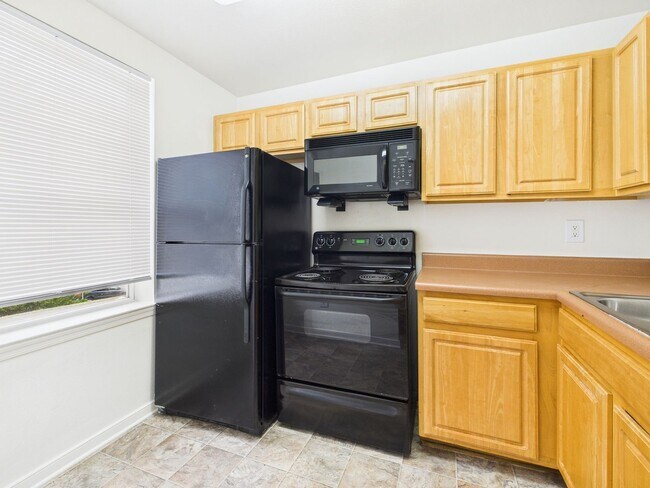 Photo - 3510 E Richmond Rd