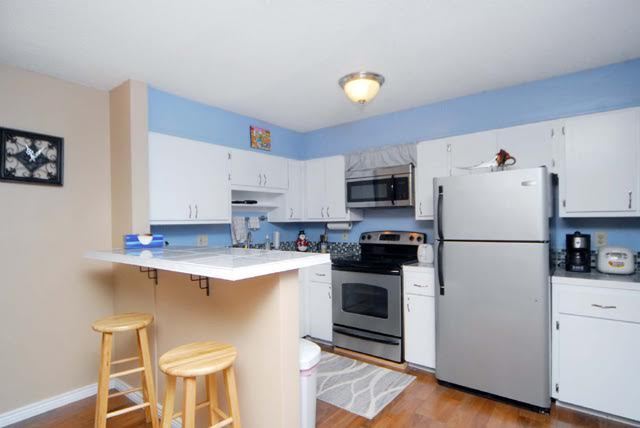 Photo - Large 3 Bed 2 Bath Condo In a Great North Boulder Location.  Underground Parking
